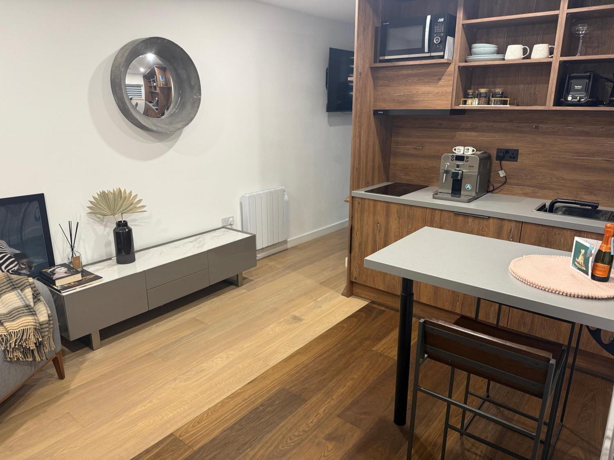 New Built Cosy Apartment Within Walking Distance Of Churchill Hospital Oxford Luaran gambar